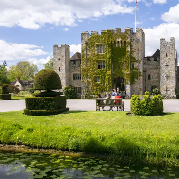 Hever Castle 800X800